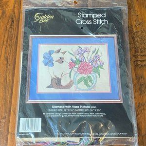 Vintage Golden Bee Stamped Cross Stitch Siamese with Vase Picture 20343 Cats